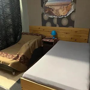Hipokratios 3 Mit Gemeinschaft Wc Hostel Fürth